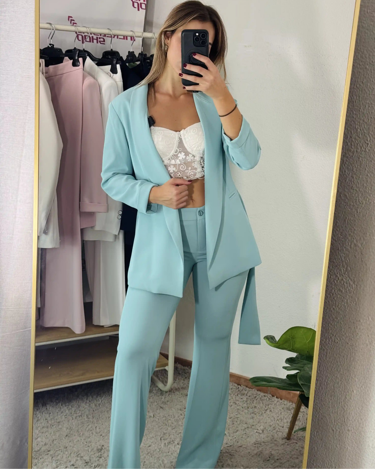 Tailleur Asia
