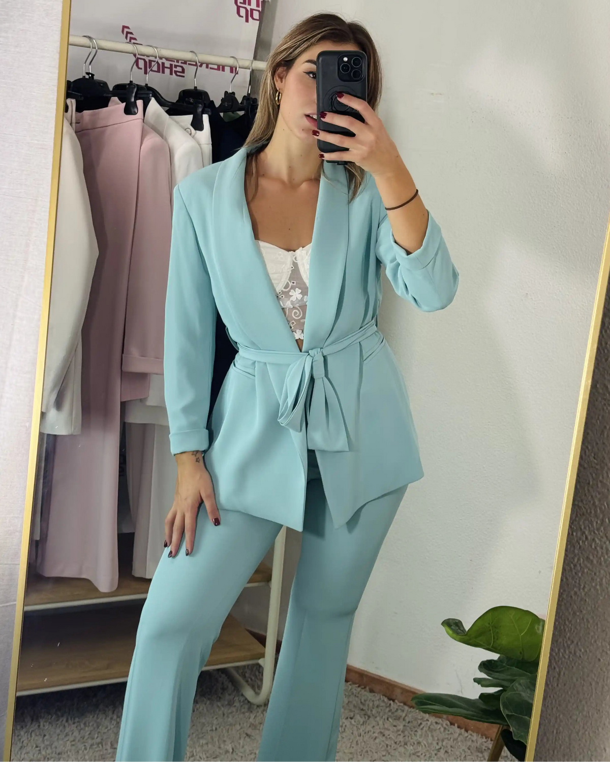 Tailleur Asia