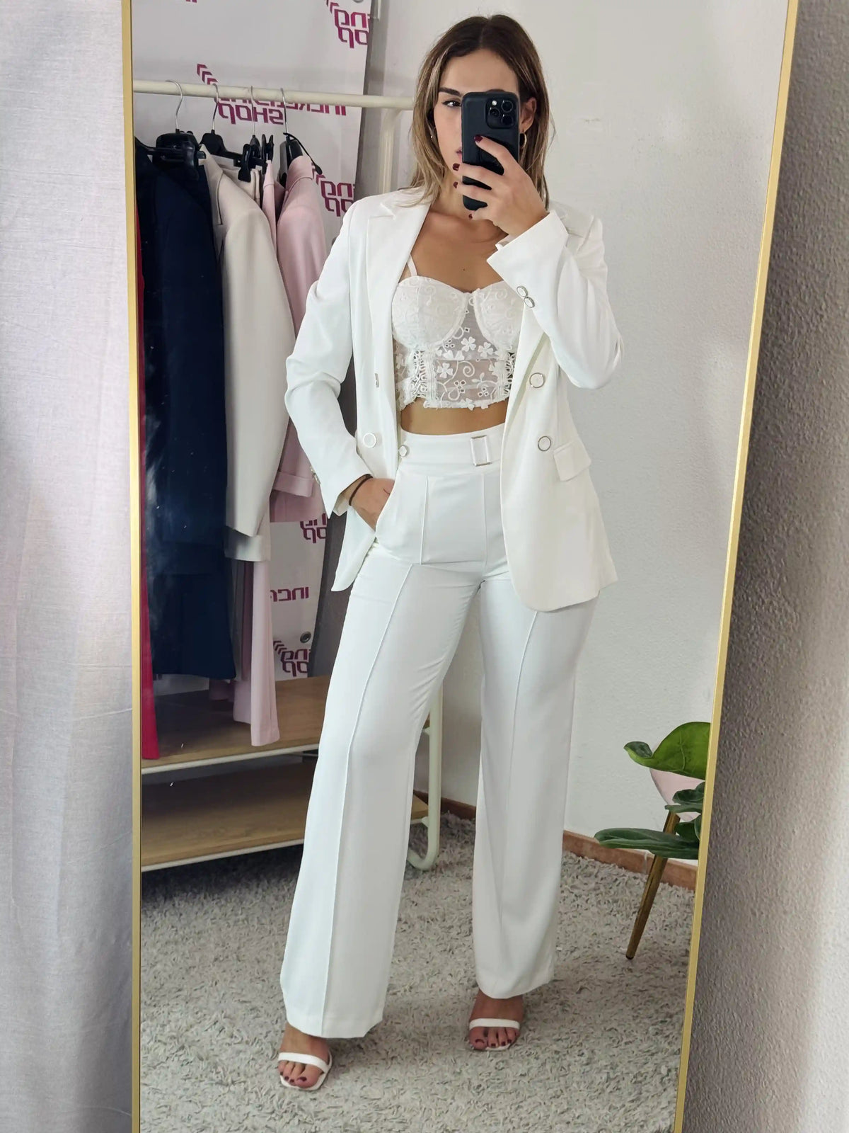 Tailleur Aura